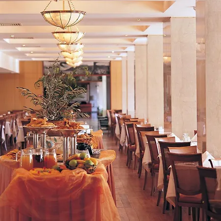 Divani Meteora Отель